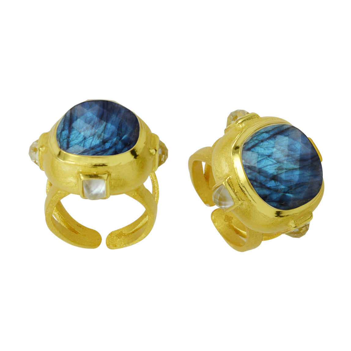 Domenique Ring