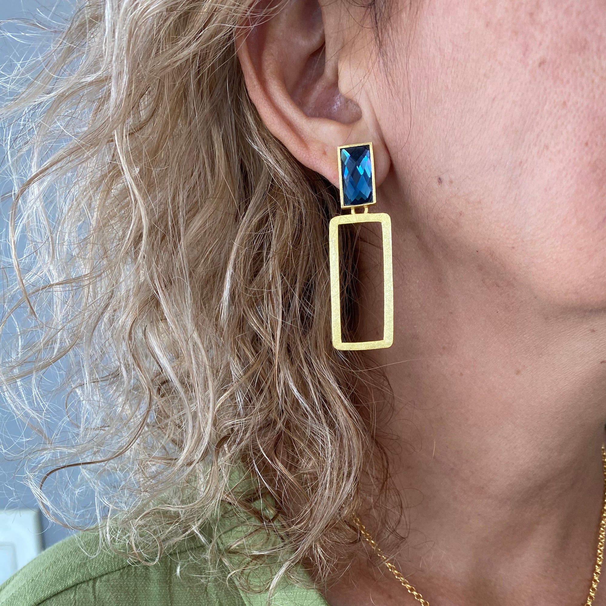 Zahira Earrings